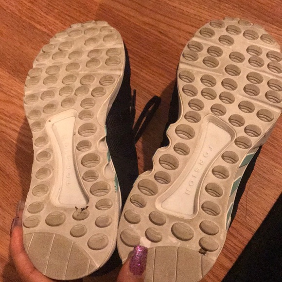 Adidas - Picture 6 of 7